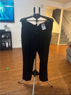 Xersion Black Lounge Pants with Drawstring Waist NWT